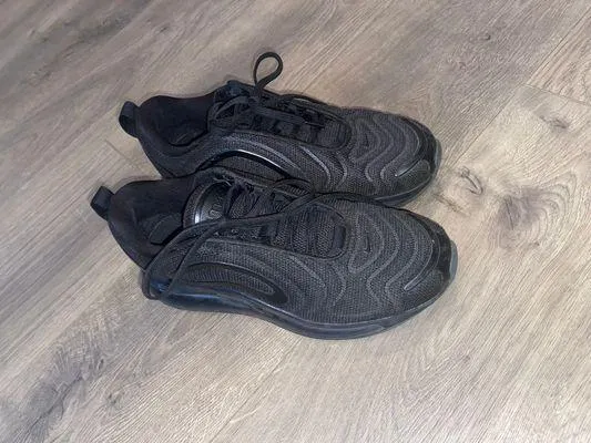 Vapormax Shoe - Image 3