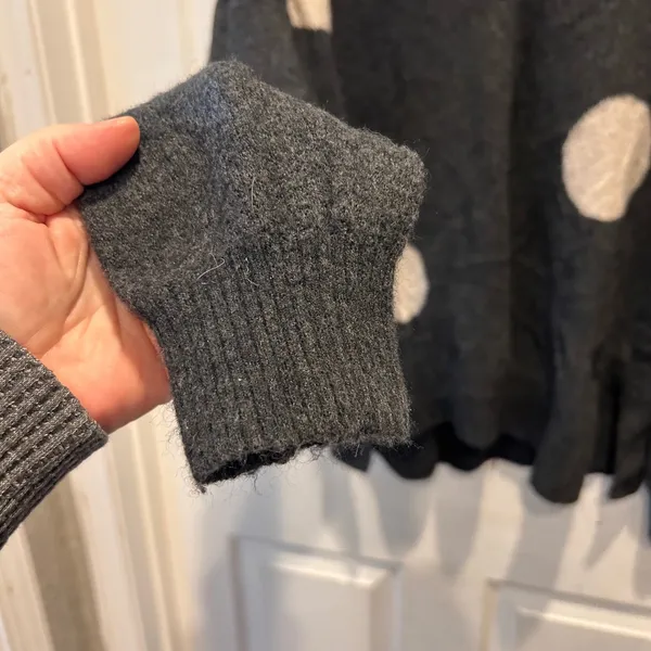 Madewell Womens XL Charcoal Gray Polka Dot Merino Wool Alpaca V-Neck Sweater - Image 4