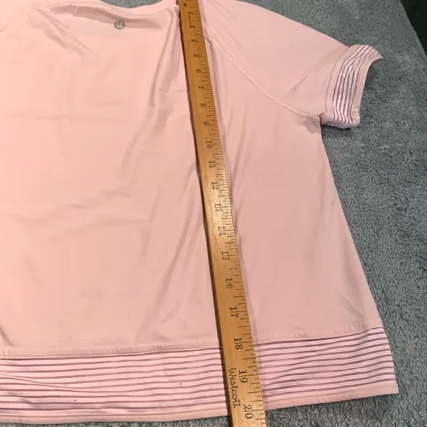 Lululemon Athletica Light Pink Short Sleeve Tee - Image 8