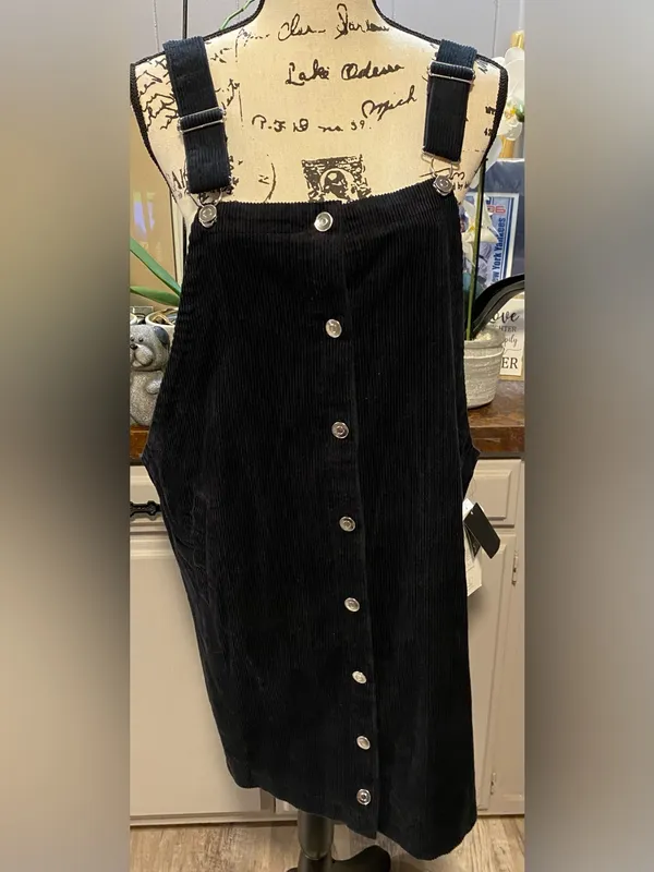 NWT Celebrity Pink Junior’s Cotton Button-Front Black Corduroy Pinafore Dress - Image 3