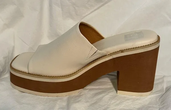 DV by Dolce Vita Wedge Slide Sandals. Size 8. - Image 8