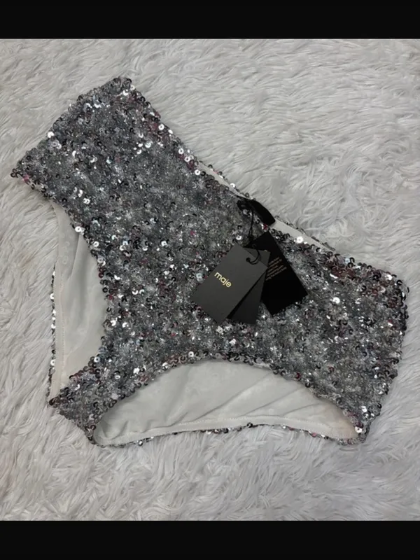 NWT Maje Silver Tutterfly Sequin Culotte Hipster Shorts - Image 10