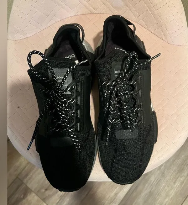 Adidas Nmd R1 - Image 2