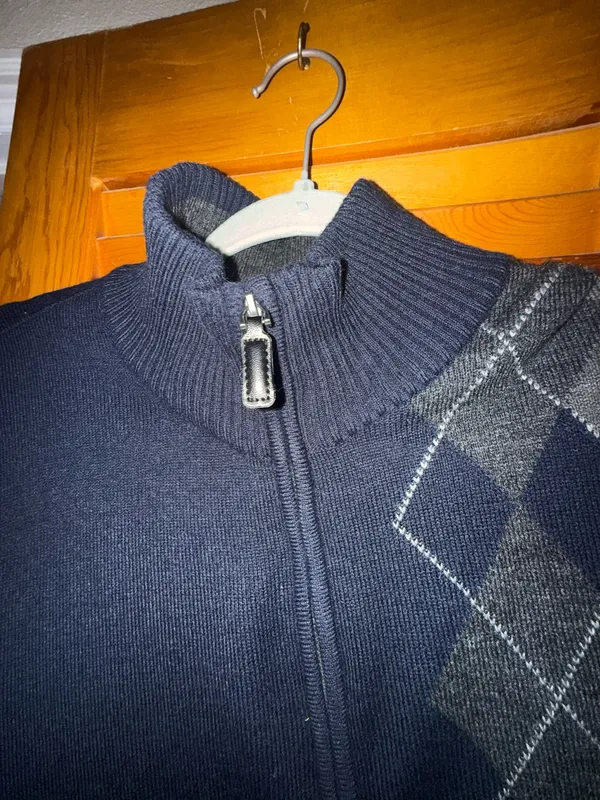 Tricots St. Raphael Vintage Sweater - Image 2