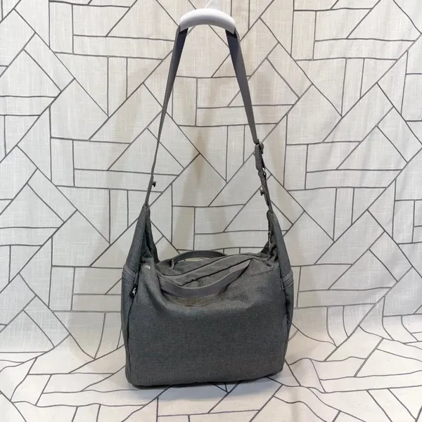 Doona All-Day Diaper Bag One Size Grey Heather Stroller Attachment Changing Mat - Image 5