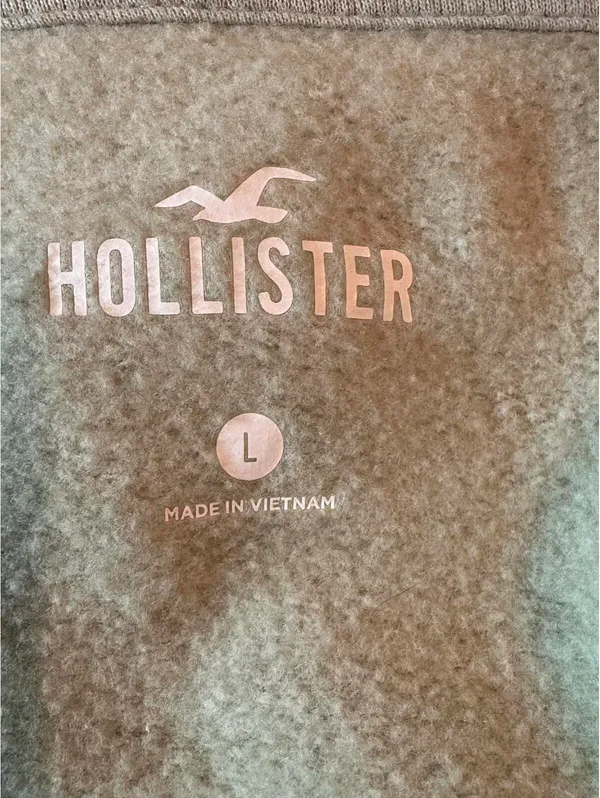 Hollister Women's Light Green Half-Zip Sweatshirt, Large - Image 3