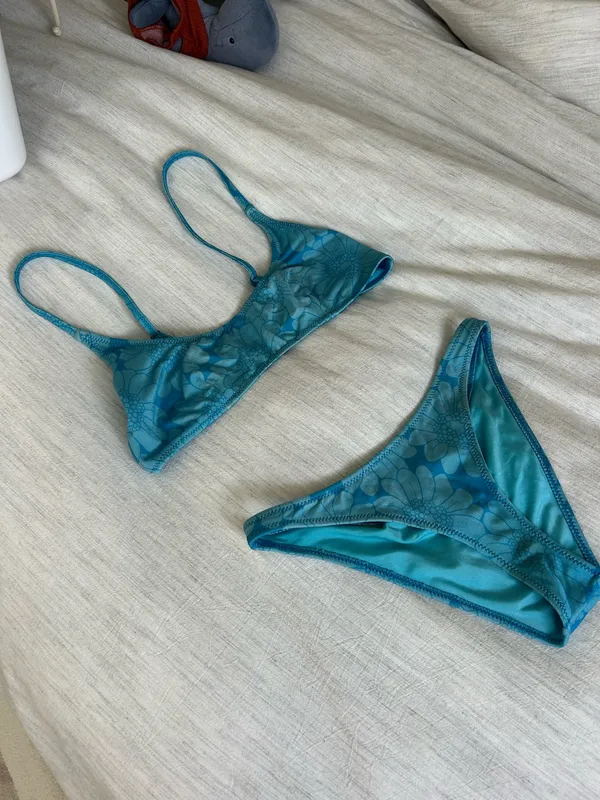 Triangl Bikini - Image 2