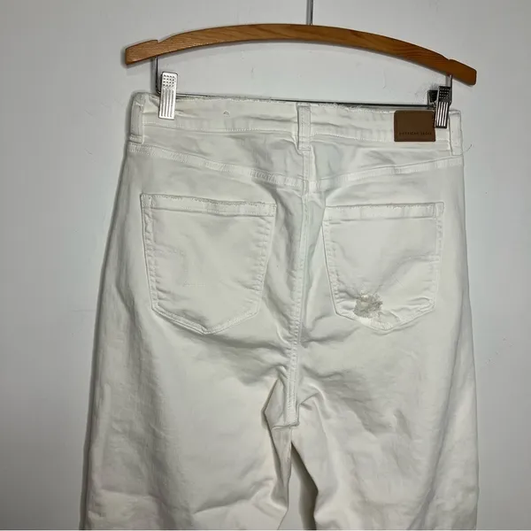 American Eagle‎ Outfitters white Mom Straight Jeans size 10 - Image 9
