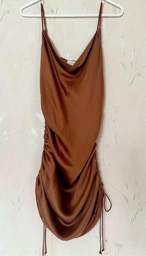 Aritzia Wilfred Only Ruched Slip Dress in Terrazzo Brown - Image 2