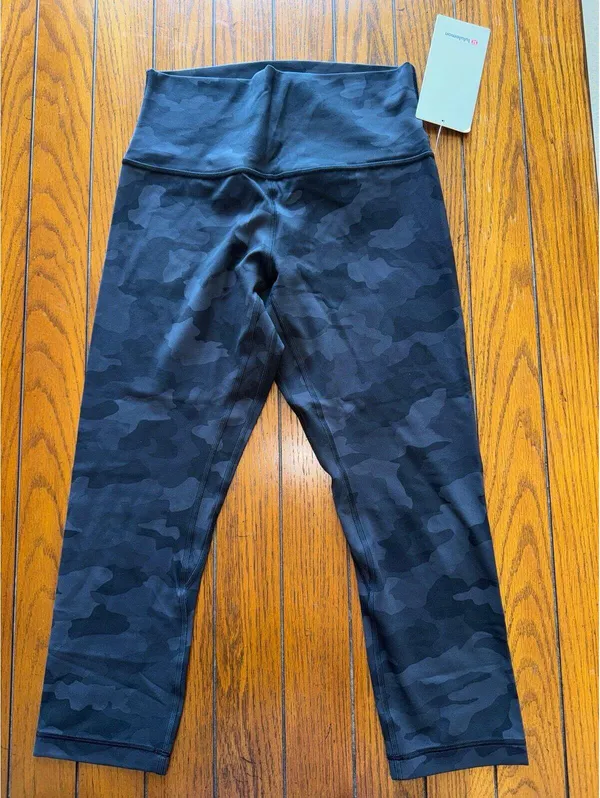 Lululemon Align High Rise 21” Heritage Camo Black Size 8 NWT - Image 3