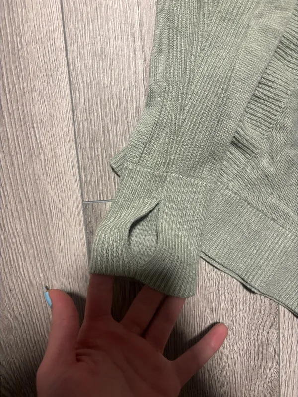 Lululemon Cashlu Knit Sweater - Image 3