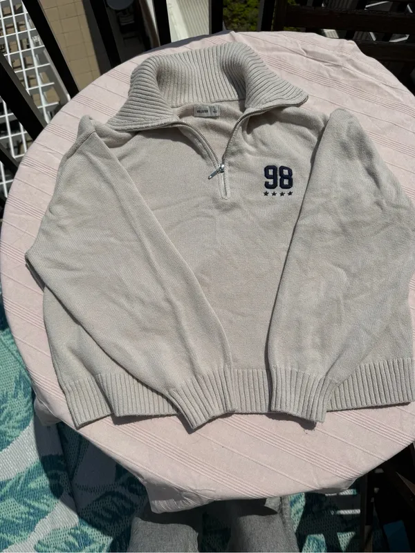 Hollister Cream Half-Zip Turtleneck Sweater with '98' Patch - Image 2