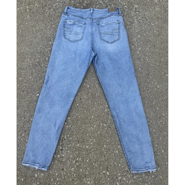 American Eagle Women's Stretch Mom Jeans Straight Leg SZ 4‎ Distressed - Image 8