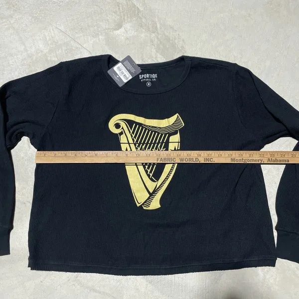 NWT $45 GUINNESS Black Long Sleeve SZ M Waffle Thermal Women's Shirt - Image 5