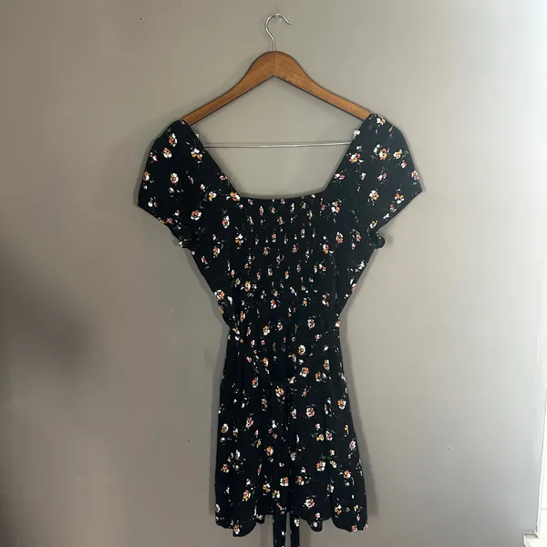 Abercrombie & Fitch Black Floral Mini Dress Size Medium - Image 2