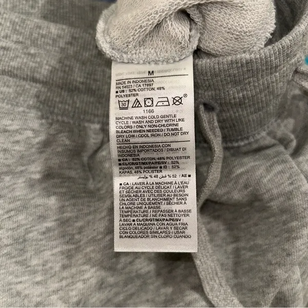 Old Navy Vintage Sweat Shorts 5 Inch Inseam Medium - Image 8