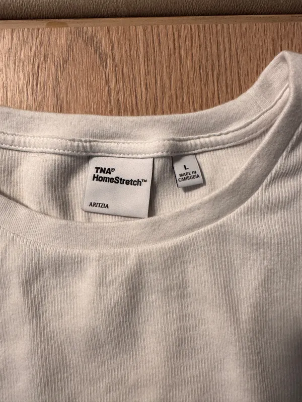 TNA Aritzia Long sleeve white top - Image 3