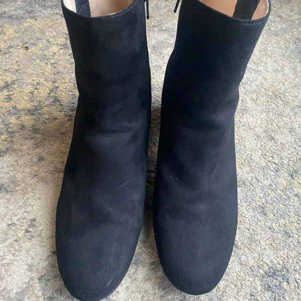 NINE WEST Qualner Black Faux Suede Ankle Boots Block Heel Side Zip Size 9.5 M - Image 7