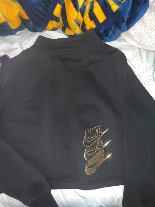 Nike Cropped Quarter-Zip - Image 2