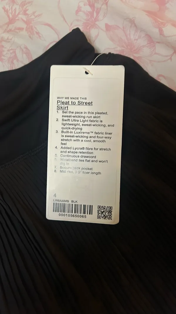 Lululemon Pleat To Street Skirt Black - Image 6