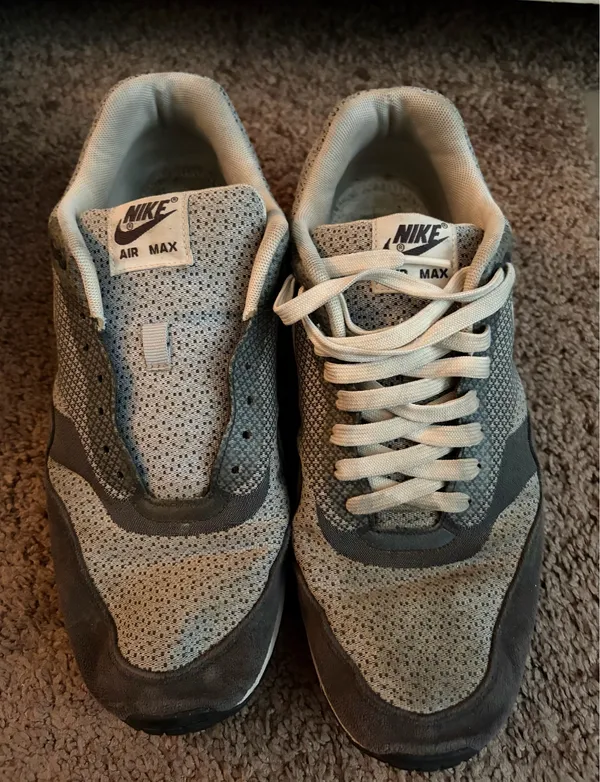 Men’s Nike Air Max 1 Ultra Essential Shoes - Image 2