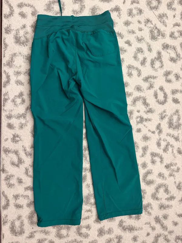 Cherokee Infinity Scrub Set Top & Bottom Medium Hunter Green - Image 7