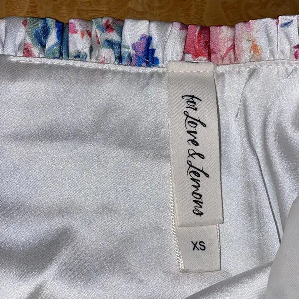 NWOT!! For Love & Lemons Juliet White Floral Mini Skirt Size XS - Image 9