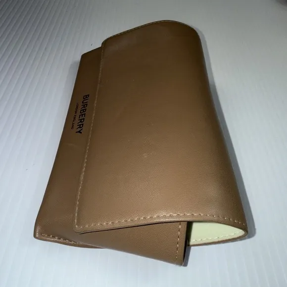 Burberry London England Tan‎ Brown With Black Letters Eye/Sun Glass Case - Image 3