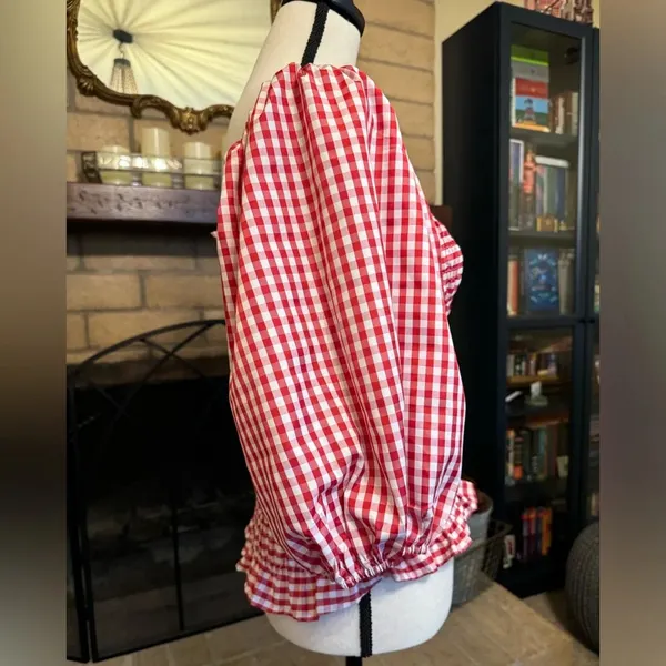 VINE & LOVE Red & White Gingham Milkmaid / Picnic / Puff Sleeves Top - Small - Image 4