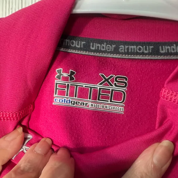 Under Armour Pink Fitted Womens Performance Top Size XS EUC - Image 4