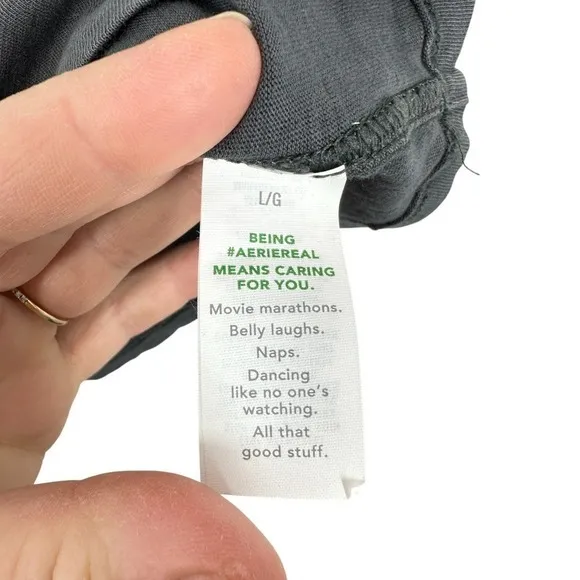 Aerie Feelin‎ Beachy Graphic Crop Top Grey Mineral Wash Cotton Tee Large Casual - Image 2