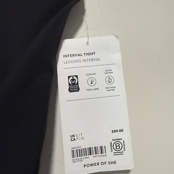 Athleta NWT Interval Tight Compression Legging in Black Size Small - Image 4