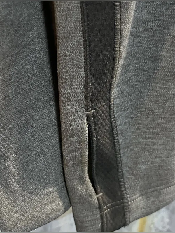 The North Face Quarter Zip Flashdry Women's Top with thumb-holes in size Large i - Image 3