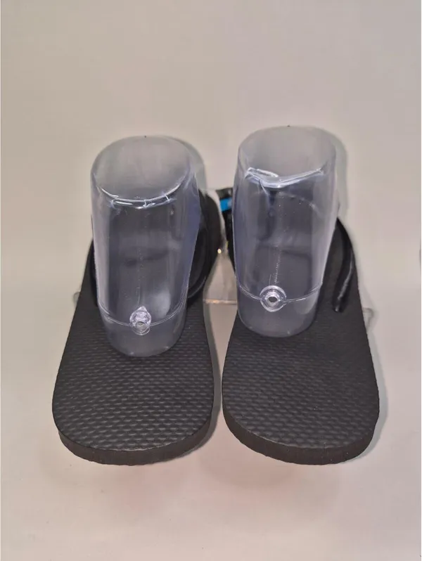Black Flip Flop Sandals - Size M Men New with Tag - Image 4