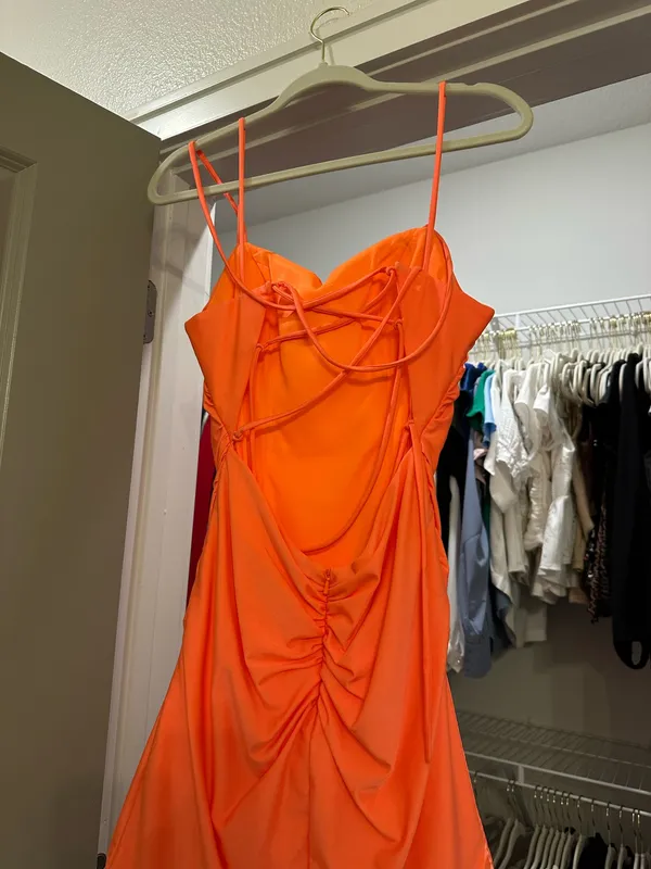 Orange homecoming dress - Image 2
