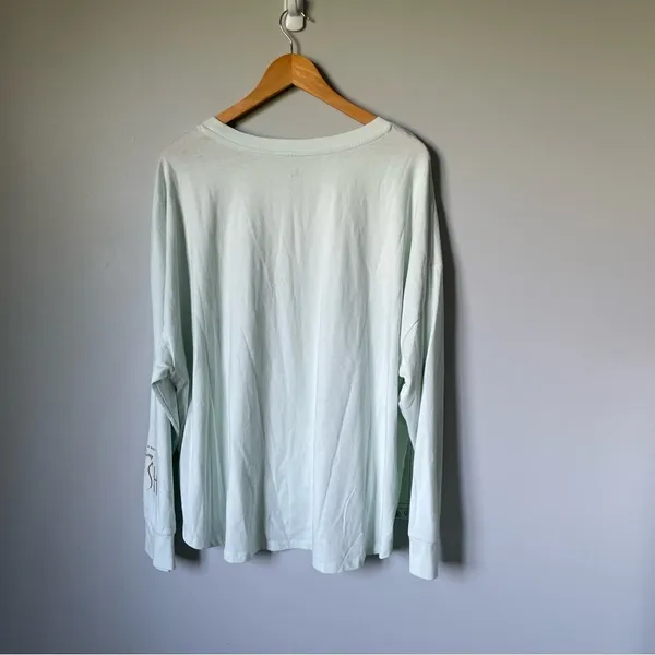Disney WISH Graphic King Magnifico Long Sleeve Top Size XL - Image 2