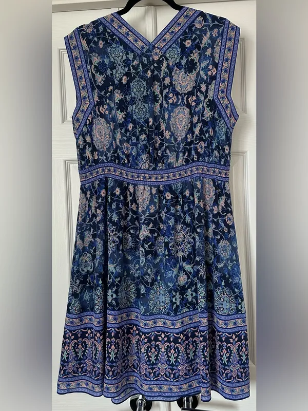 Rebecca Taylor Dreamweaver 100% Silk V-Neck Floral Dress Size 12 - Image 4