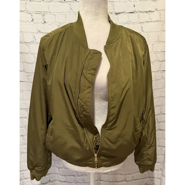 Old Navy Olive Green Zip Up Bomber Jacket Size Large - Image 2