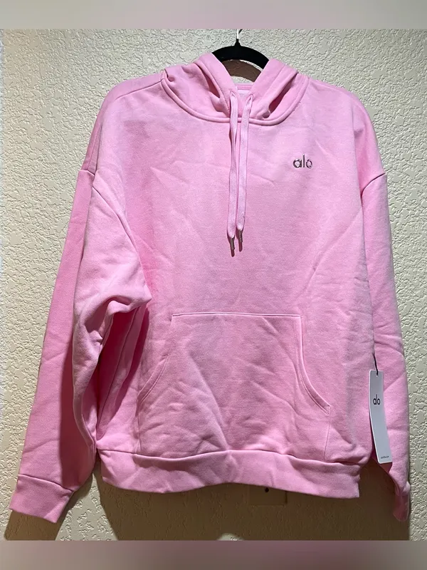 ALO Yoga NWT Accolade Hoodie Pullover Sweet Pink Size M Unisex SOLD OUT RARE - Image 2