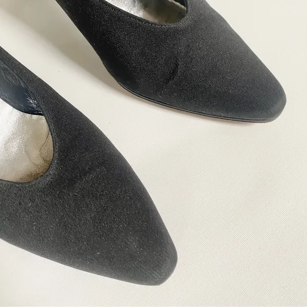 Stuart Weitzman Black pumps - Image 4