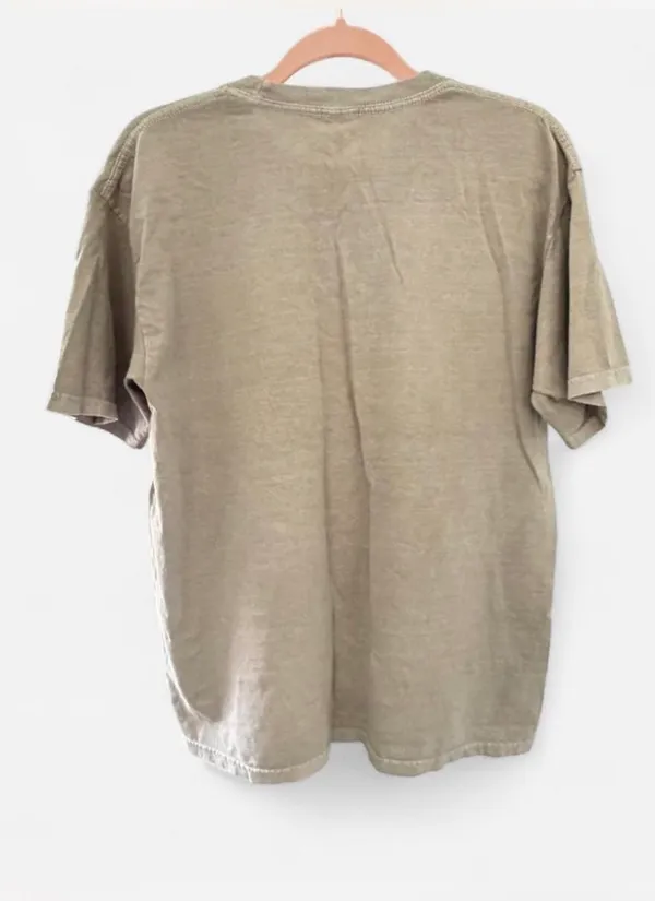 Title 🎸 Official Prince Estate 'Purple Rain' Vintage Graphic T-Shirt - Beige/Tan (Size M/L) ☔️🏍️ - Image 7