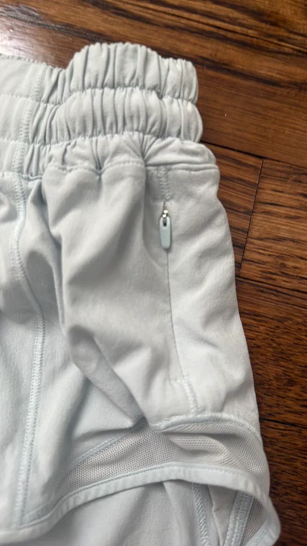 Lululemon Hotty Hot Shorts 2.5 - Image 2