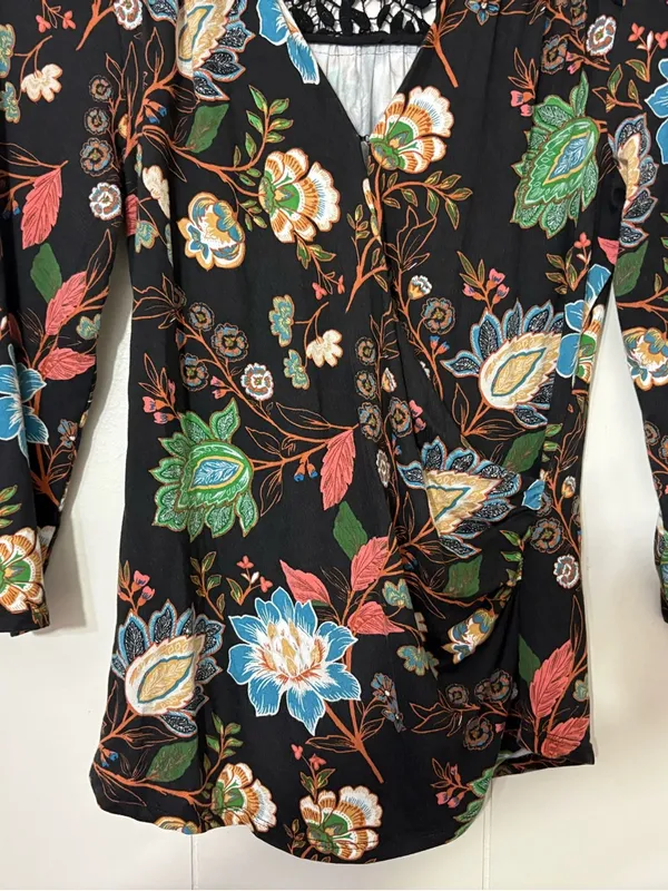 Maeve Black Floral Crochet Lace Yoke Top Boho Anthropologie Blouse Size S - Image 4