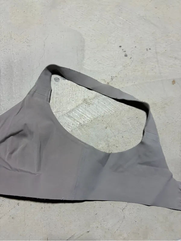 Lululemon athletica Seamless Light Gray Wireless Bralette 34A - Image 10