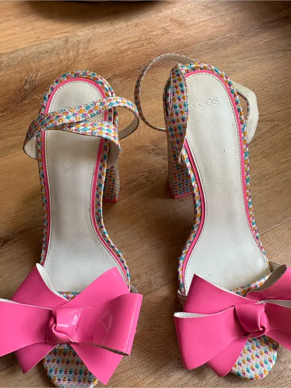 Rare bloggers fav ASOS Harminise bow-front heeled sandals - Image 8