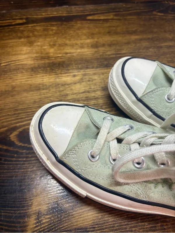 Converse green floral embroidered high top sneakers size W7 - Image 4
