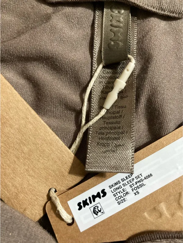 SKIMS Pajama Set XS - Image 9