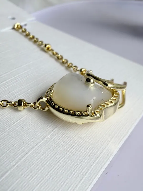 Kendra Scott Football Helmet Gold Short Pendant Necklace - Image 4
