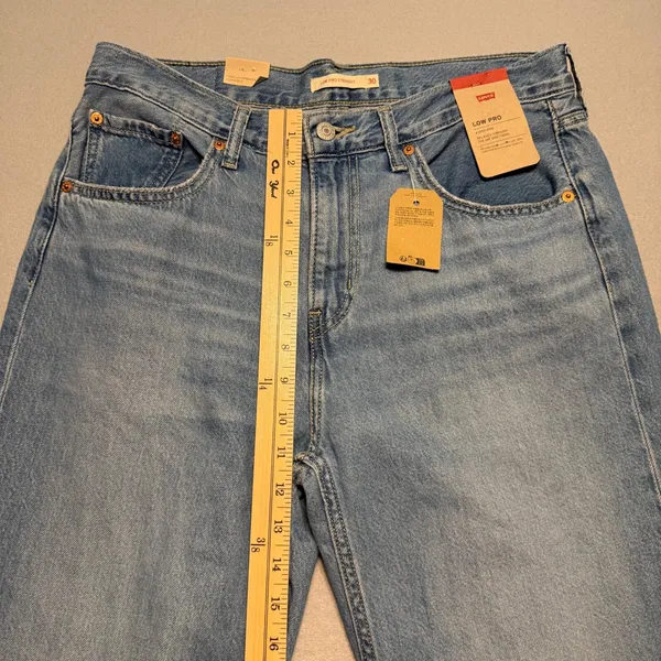 Levis Low Pro Straight Jeans Light Wash Denim High Rise Women Size 30 - Image 6