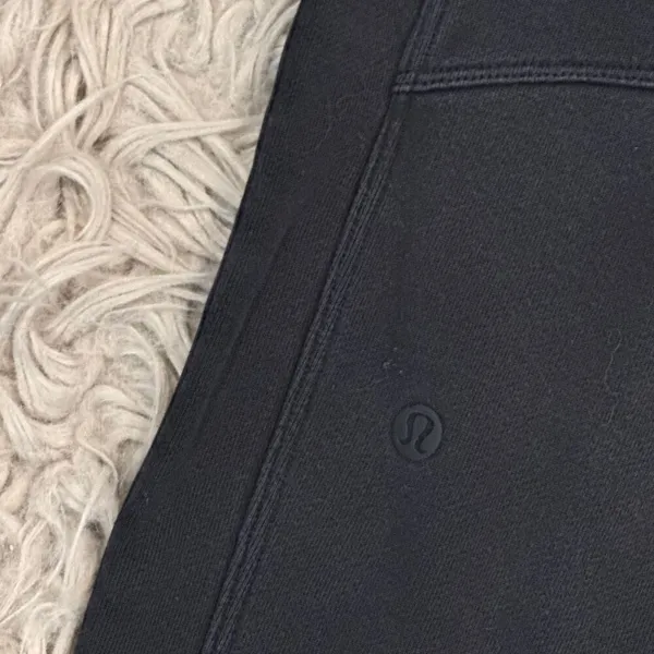 Lululemon Free To Roam Jogger *30" size 6 - Image 4